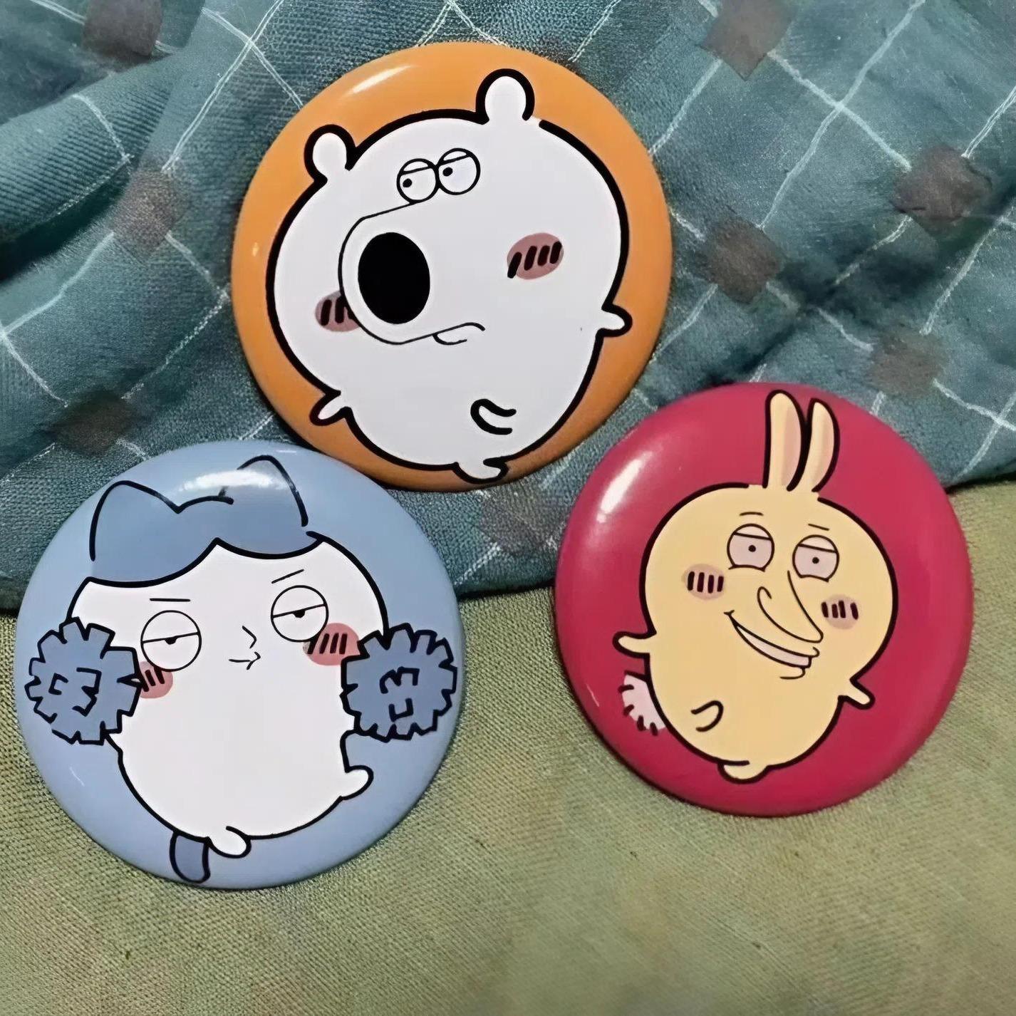 chiikawa meme button pin